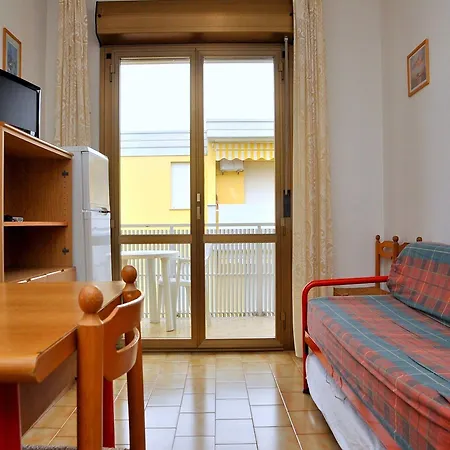 Apartman Luminous Flat 400 M From The For 4 Guests *